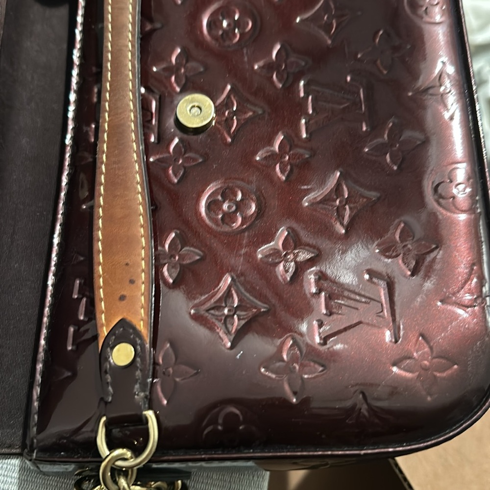 Louis Vuitton Amarante Rodeo Drive Monogram Vernis Leather Shoulder Bag - Picture 11 of 16